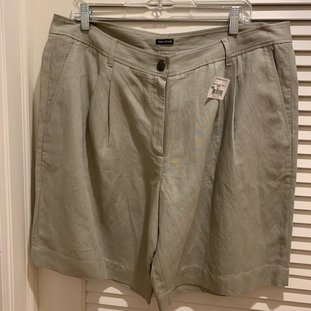 Iris v Arnim, linen shorts, Size 12, brand new